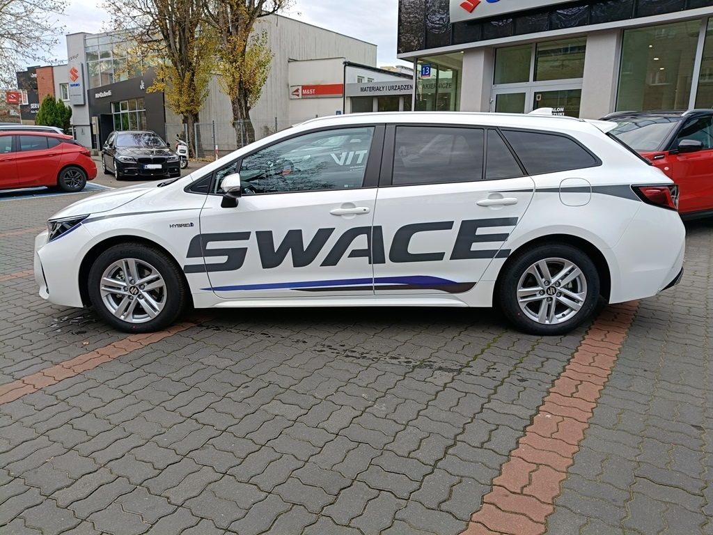 Suzuki Swace 1.8 Hybrid 2WD E-CVT Premium Plus (rocznik 2024) DEMO