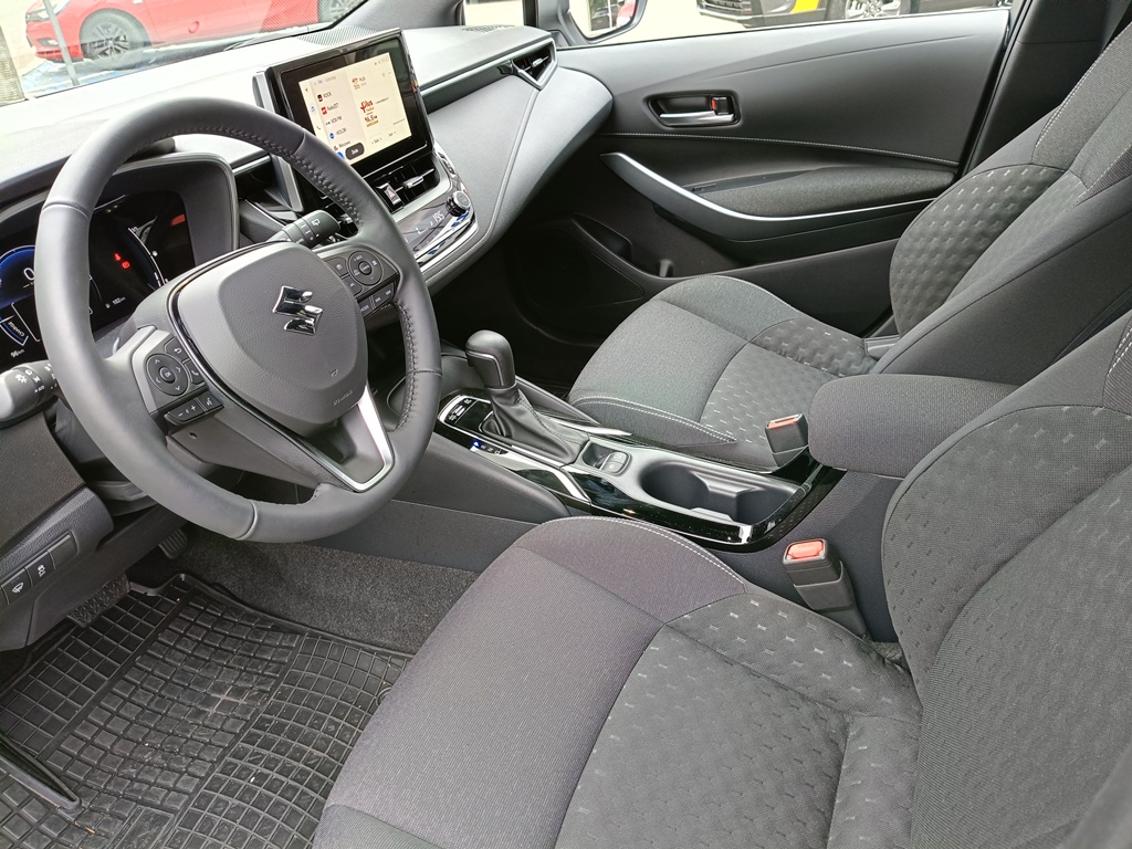 Suzuki Swace 1.8 Hybrid 2WD E-CVT Premium Plus (rocznik 2024) DEMO